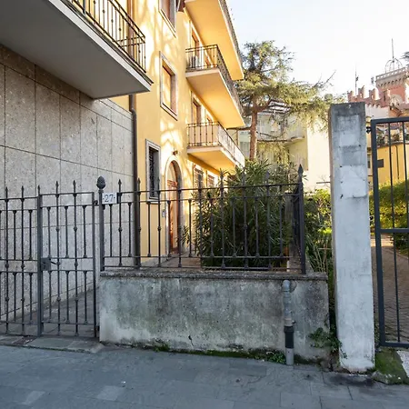 232b - A Casa Di Rita, Centro Citta, 150metri Dalla E Dal Mare *