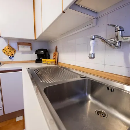 232b - A Casa Di Rita, Centro Citta, 150metri Dalla E Dal Mare