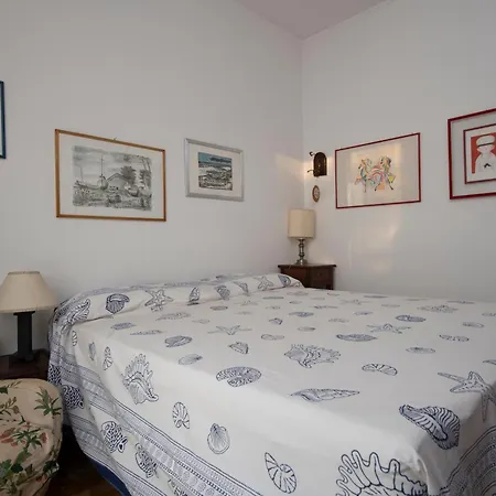 232b - A Casa Di Rita, Centro Citta, 150metri Dalla E Dal Mare Apartamento