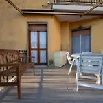 232b - A Casa Di Rita, Centro Citta, 150metri Dalla E Dal Mare Daire